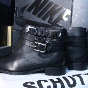 SCHUTZ Black Low Heel Ankle Boot / SAMPLE Shoe